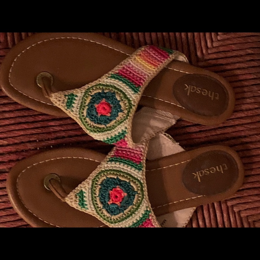 The Sak Sandals. Size 7. Excellent condition. Worn 2 or 3 times.
